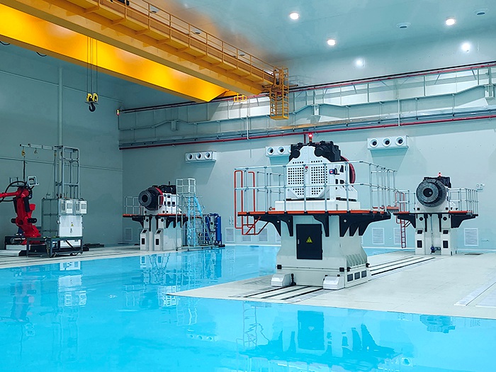 机器人铺丝机16丝束（Ø 5m*15m）