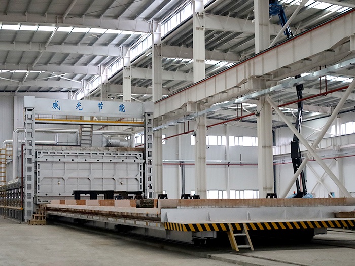 热处理炉：加工行程35m*8m 